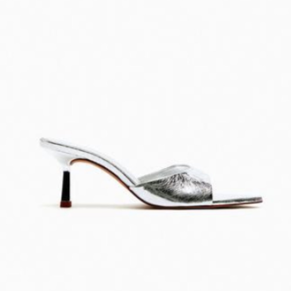 ZARA Heeled metallic leather slides